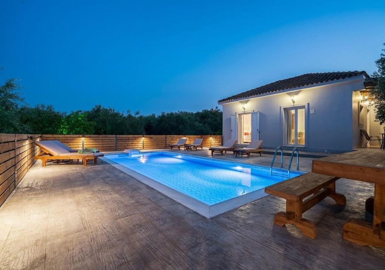 Natura Verde Villas Fiolítis Exteriör bild